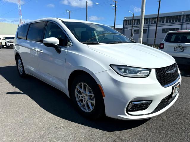 used 2023 Chrysler Pacifica car, priced at $29,995
