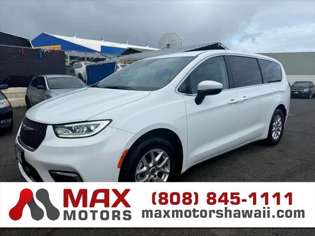 used 2023 Chrysler Pacifica car, priced at $29,500