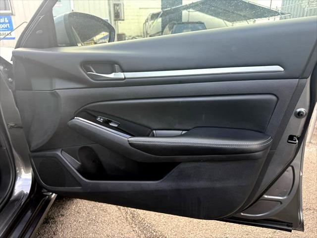 used 2023 Nissan Altima car, priced at $21,500