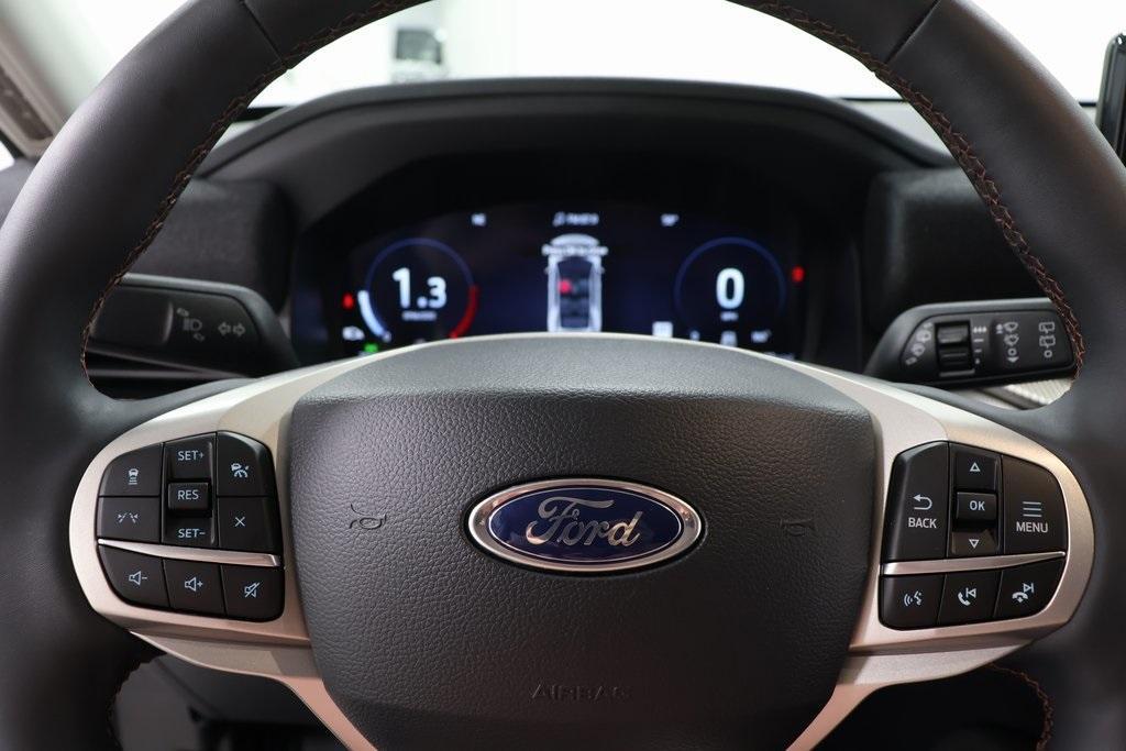 new 2025 Ford Explorer car, priced at $47,084