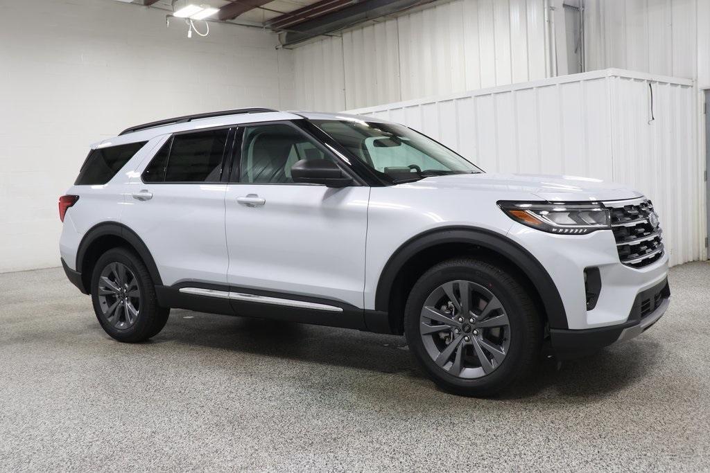 new 2025 Ford Explorer car, priced at $48,445