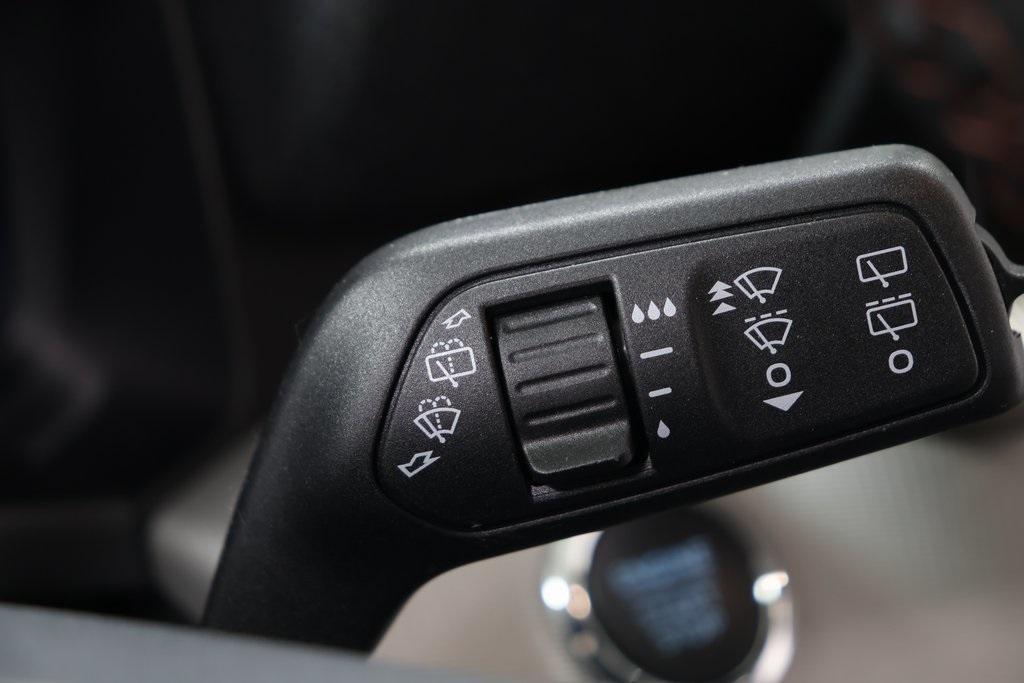 new 2025 Ford Explorer car, priced at $48,445