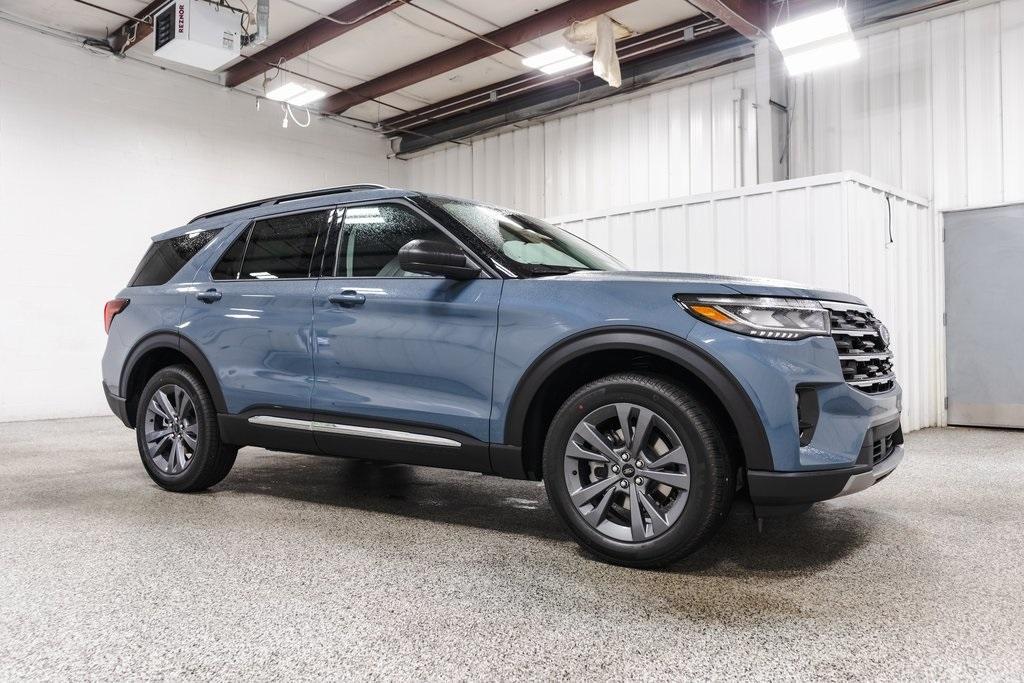 new 2025 Ford Explorer car, priced at $48,680