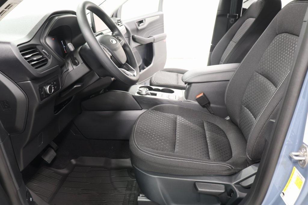 new 2025 Ford Escape car, priced at $26,995