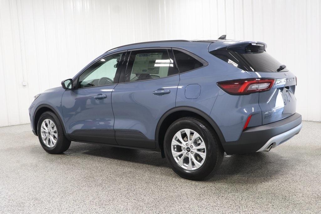 new 2025 Ford Escape car, priced at $26,995