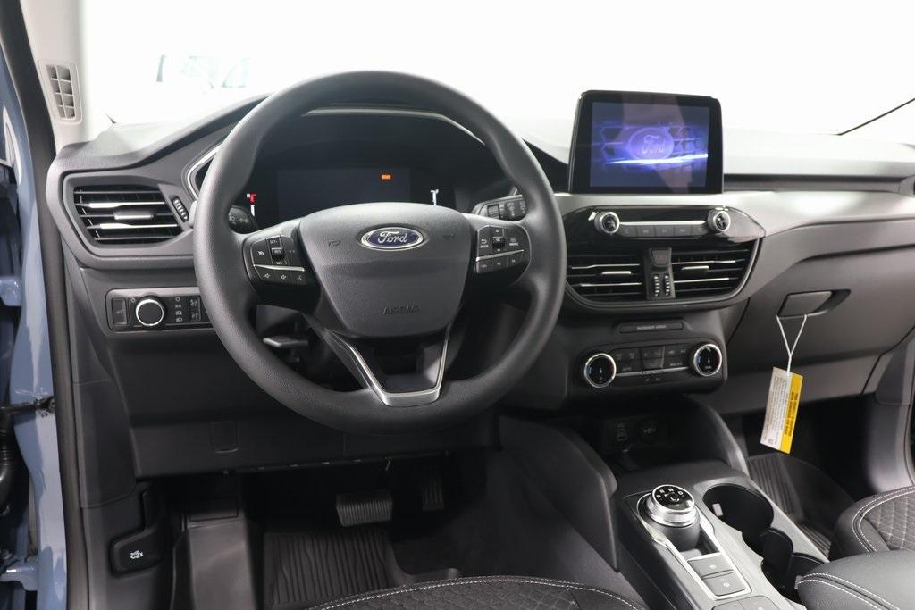 new 2025 Ford Escape car, priced at $26,995