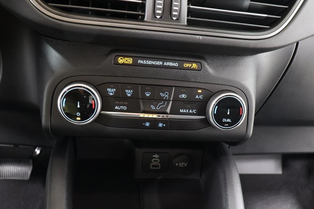 new 2025 Ford Escape car, priced at $27,950