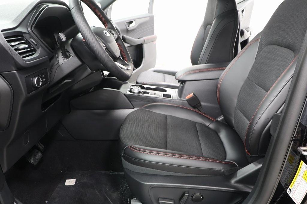 new 2025 Ford Escape car, priced at $26,964