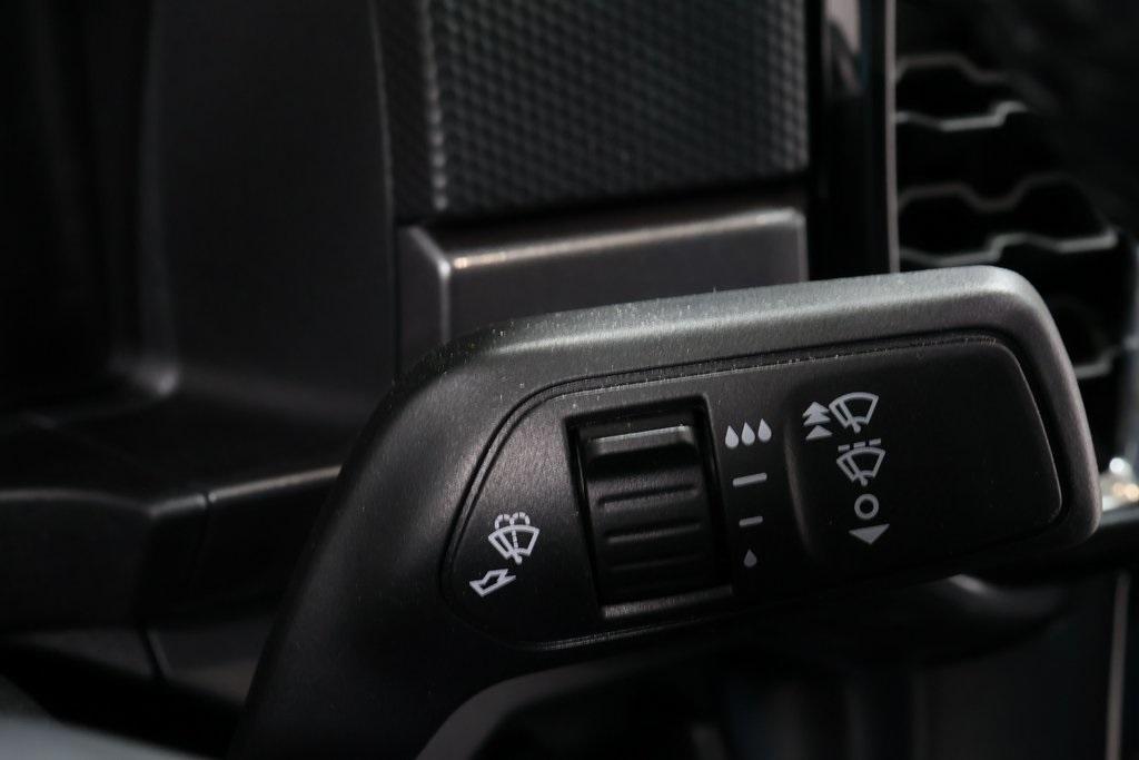 used 2025 Ford Ranger car, priced at $40,000