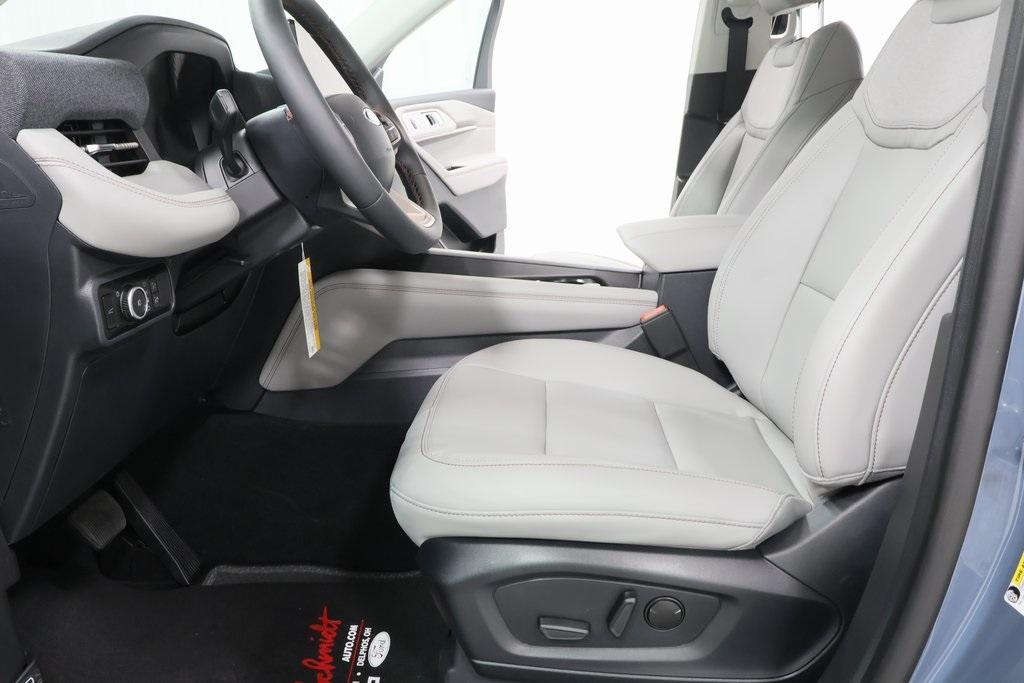 new 2026 Ford Explorer car