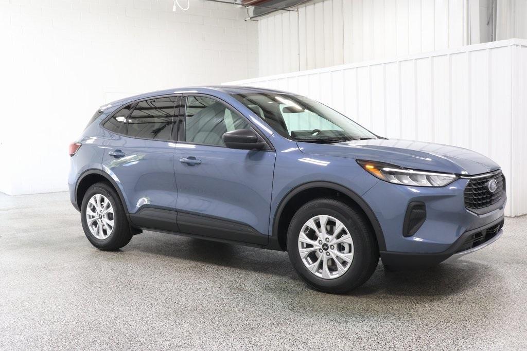 new 2025 Ford Escape car, priced at $26,995