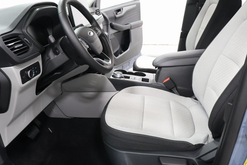 new 2025 Ford Escape car, priced at $26,995