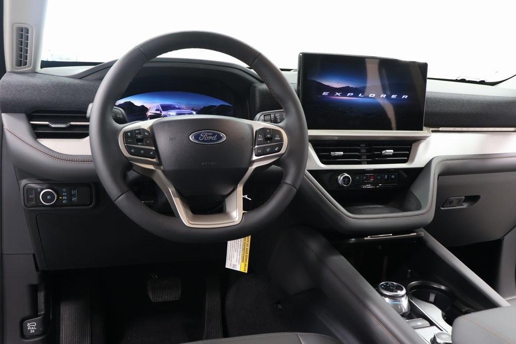 new 2025 Ford Explorer car, priced at $44,295