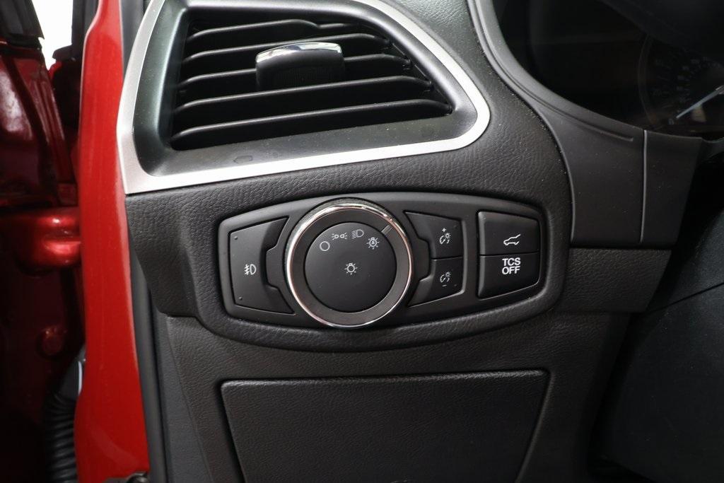 used 2024 Ford Edge car, priced at $33,160