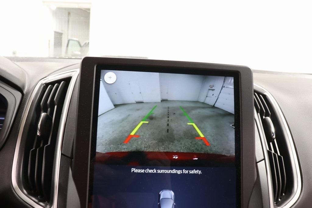 used 2024 Ford Edge car, priced at $33,160