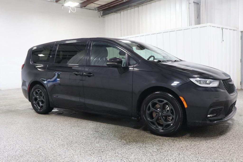 used 2022 Chrysler Pacifica Hybrid car, priced at $24,500