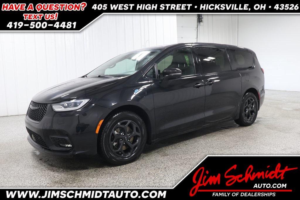used 2022 Chrysler Pacifica Hybrid car, priced at $24,500