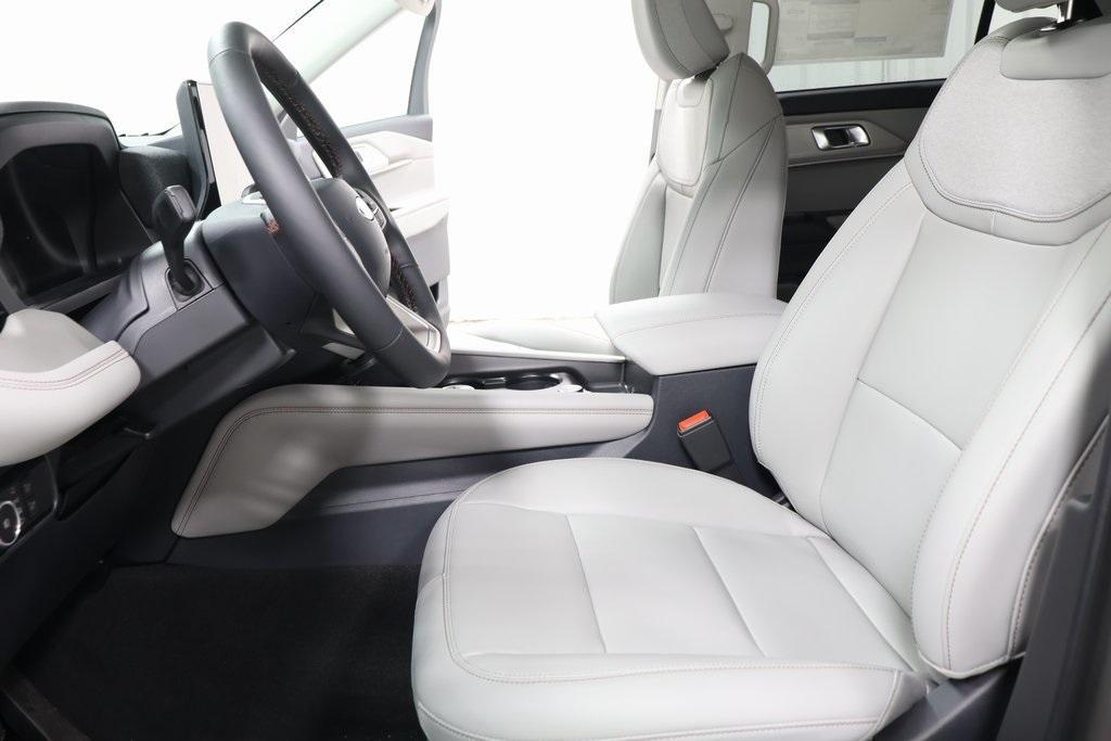 new 2025 Ford Explorer car, priced at $46,335