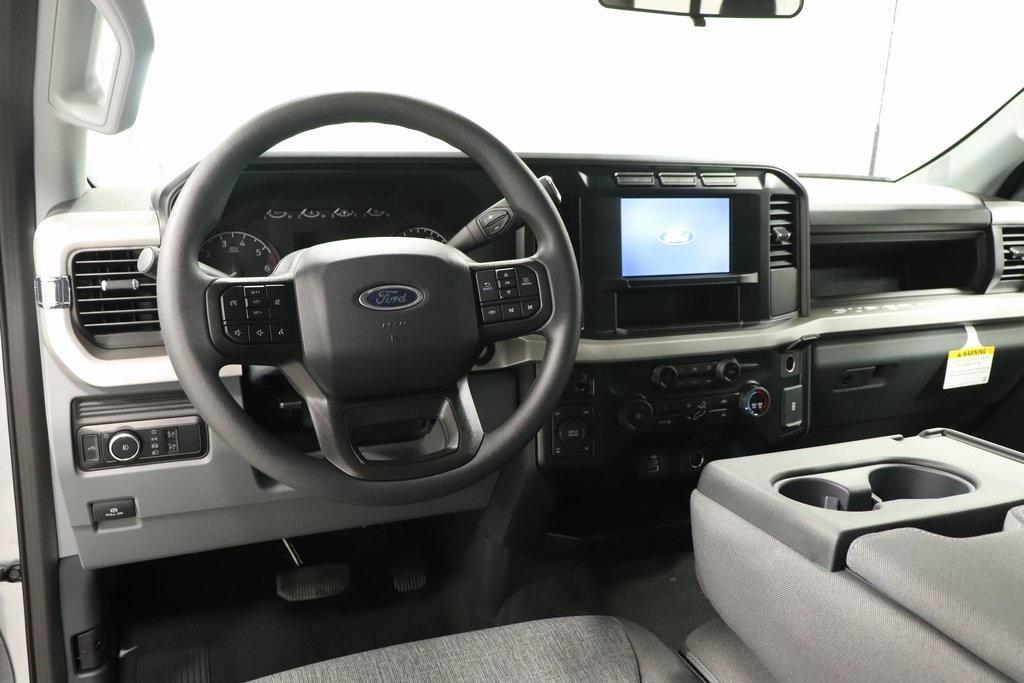 new 2024 Ford F-250 car, priced at $57,500