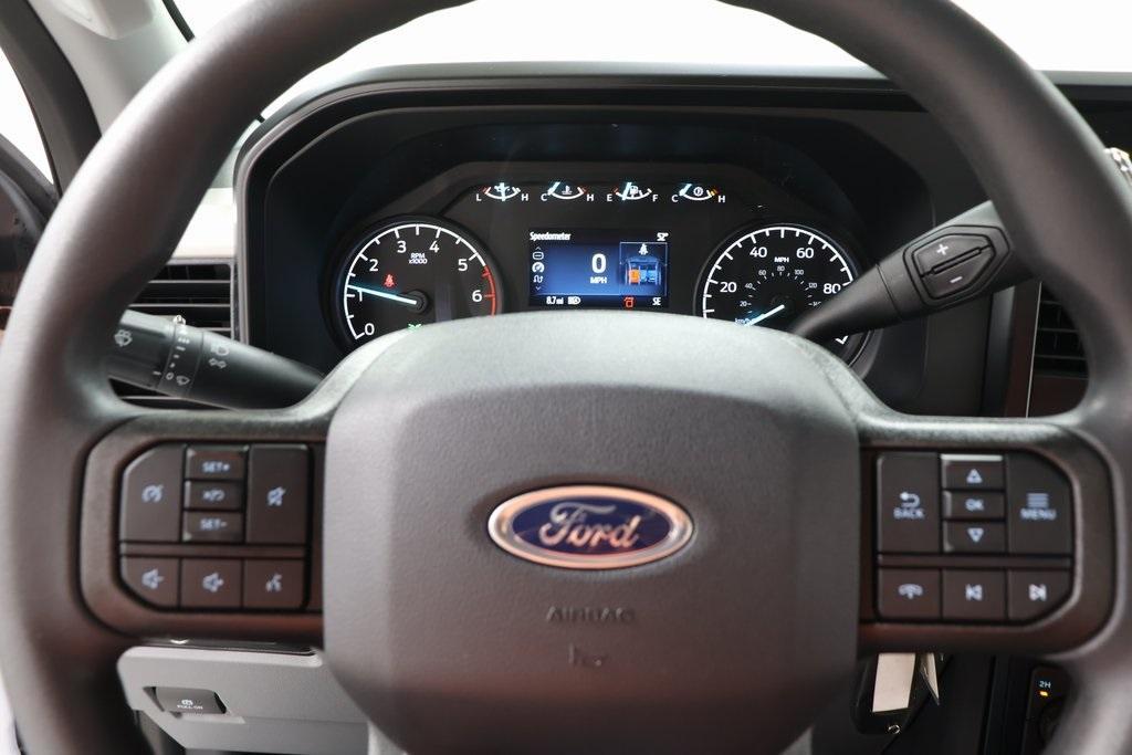 new 2025 Ford F-350 car, priced at $54,995