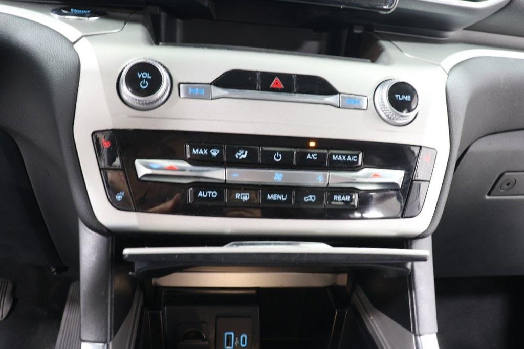 used 2022 Ford Explorer car, priced at $28,895