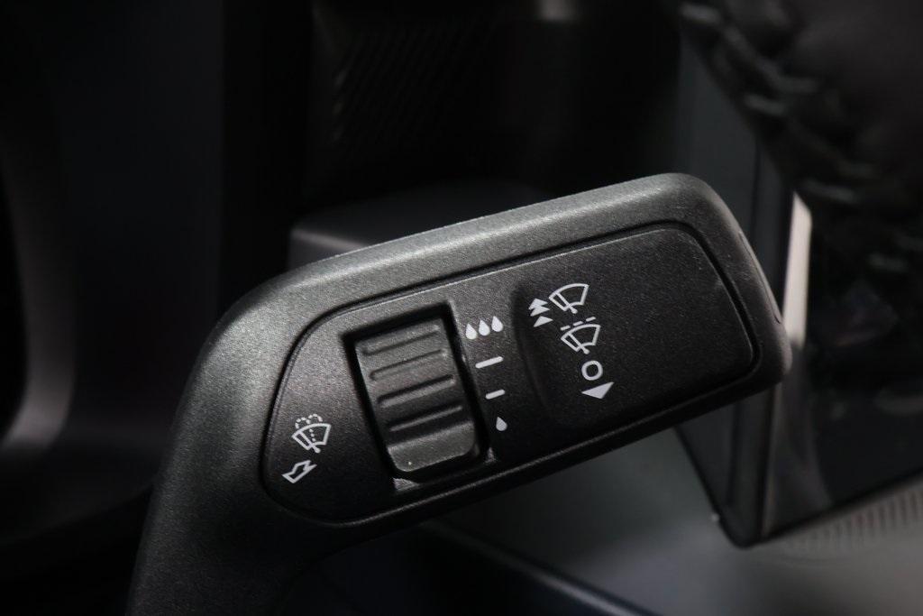 new 2025 Ford Maverick car, priced at $34,326