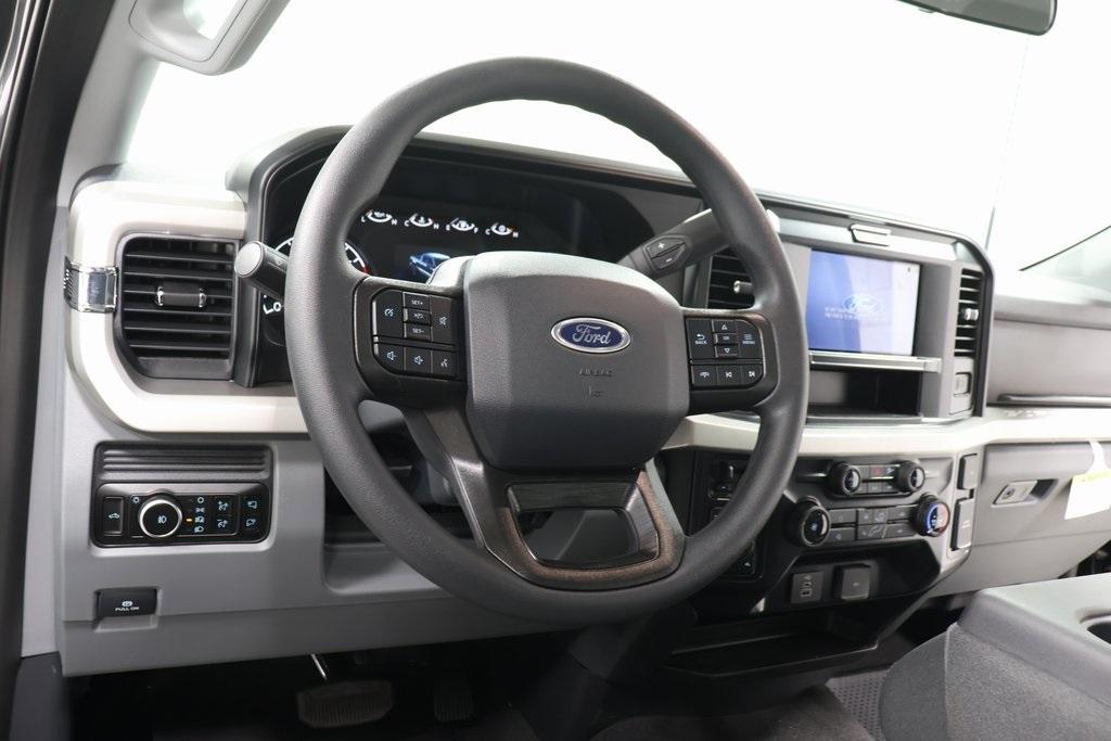 new 2025 Ford F-250 car, priced at $51,995