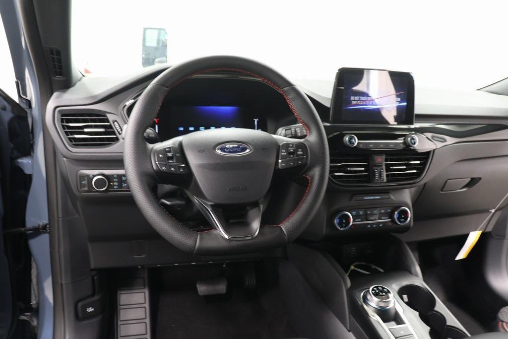 new 2025 Ford Escape car, priced at $27,500