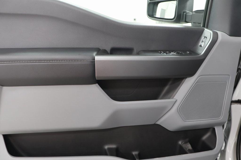 new 2025 Ford F-350 car, priced at $57,715