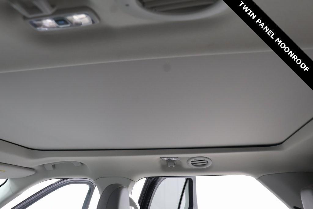 used 2025 Ford Explorer car, priced at $37,995