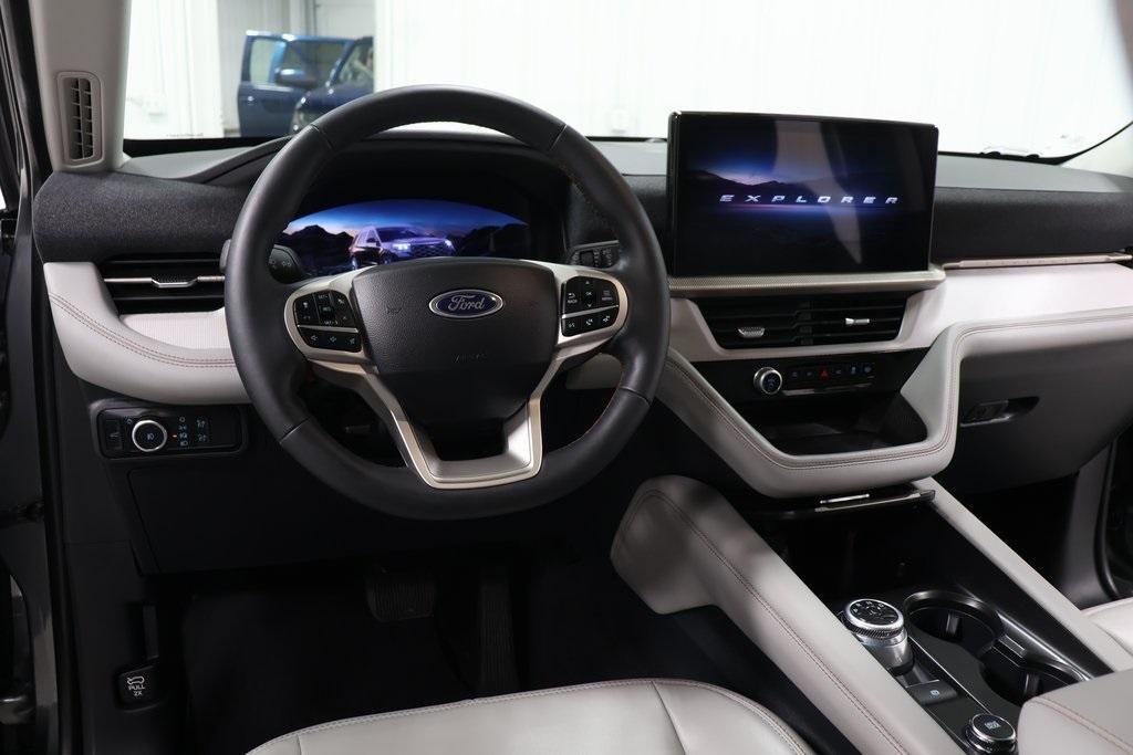used 2025 Ford Explorer car, priced at $37,995
