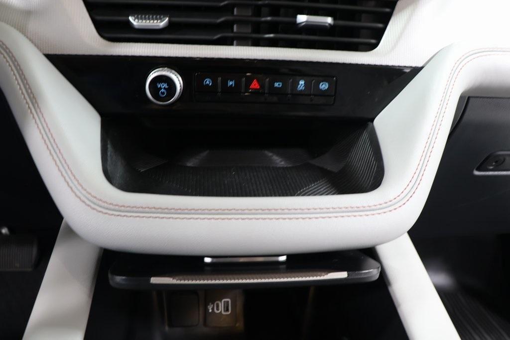 used 2025 Ford Explorer car, priced at $37,995