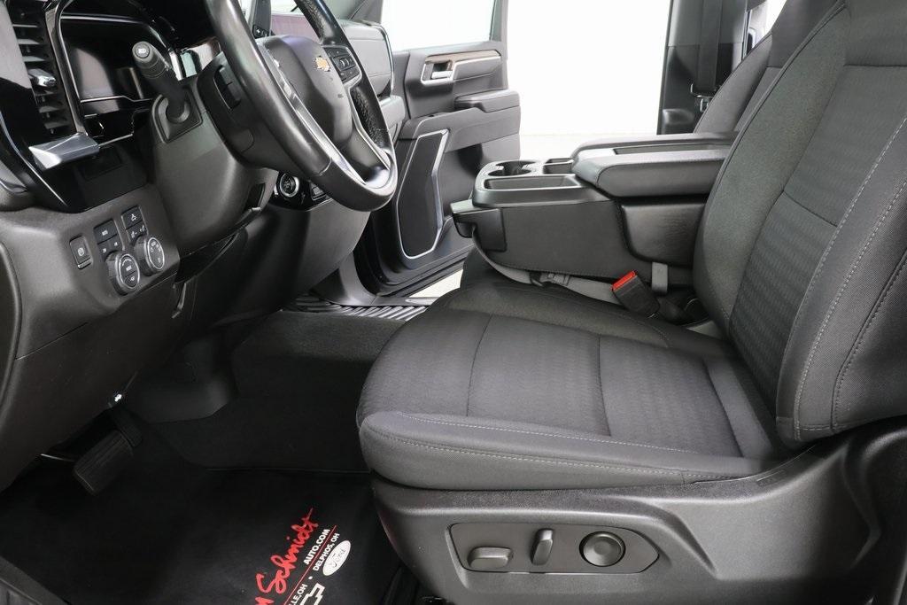 used 2022 Chevrolet Silverado 1500 car, priced at $36,130