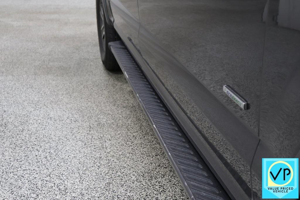 used 2015 Ford F-150 car, priced at $15,000
