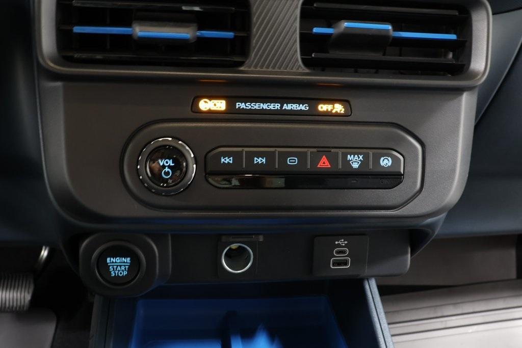 new 2025 Ford Maverick car, priced at $33,995