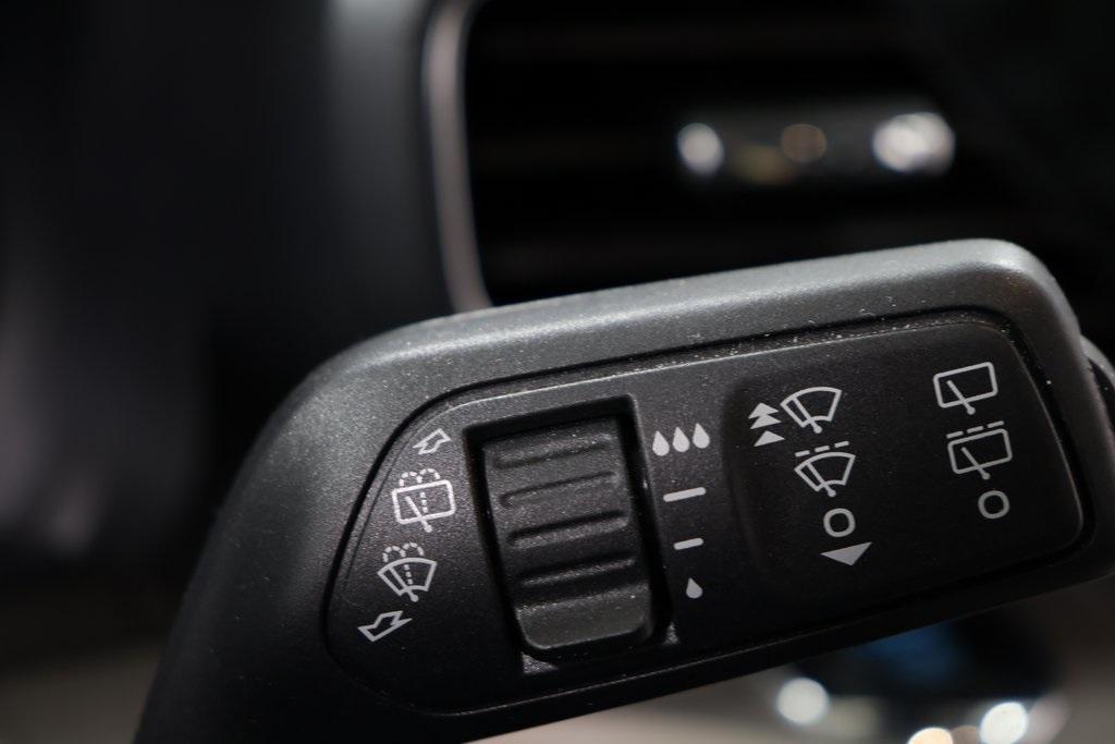 used 2022 Ford Explorer car, priced at $29,095