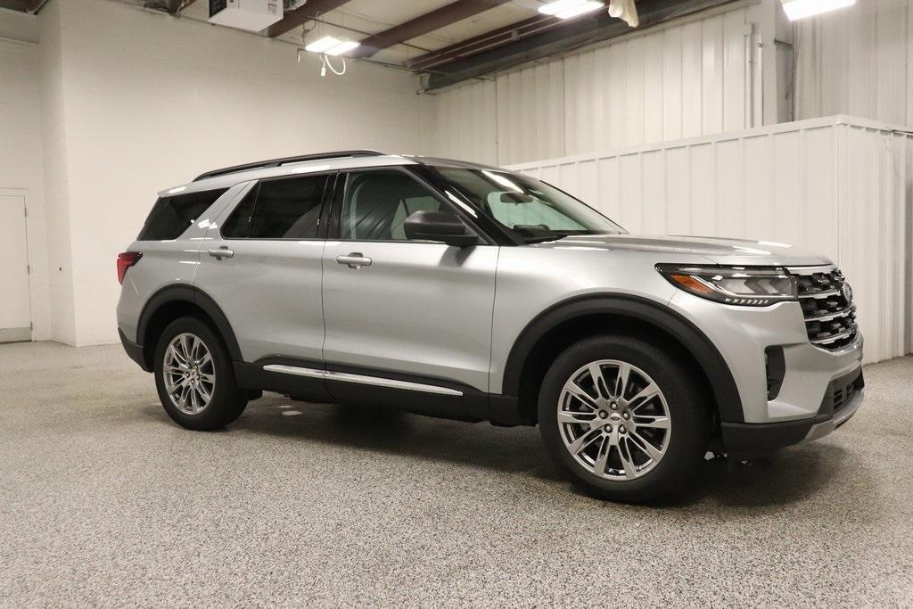 new 2025 Ford Explorer car, priced at $44,395