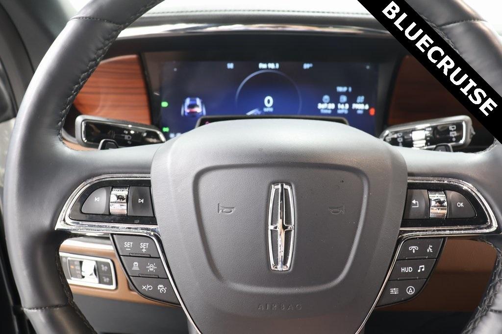 used 2024 Lincoln Navigator car, priced at $86,995