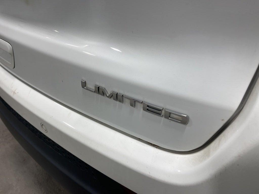 used 2023 Jeep Compass car, priced at $21,290