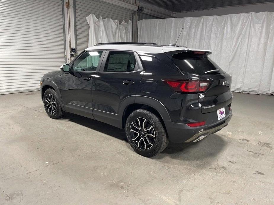 new 2025 Chevrolet TrailBlazer car, priced at $32,080