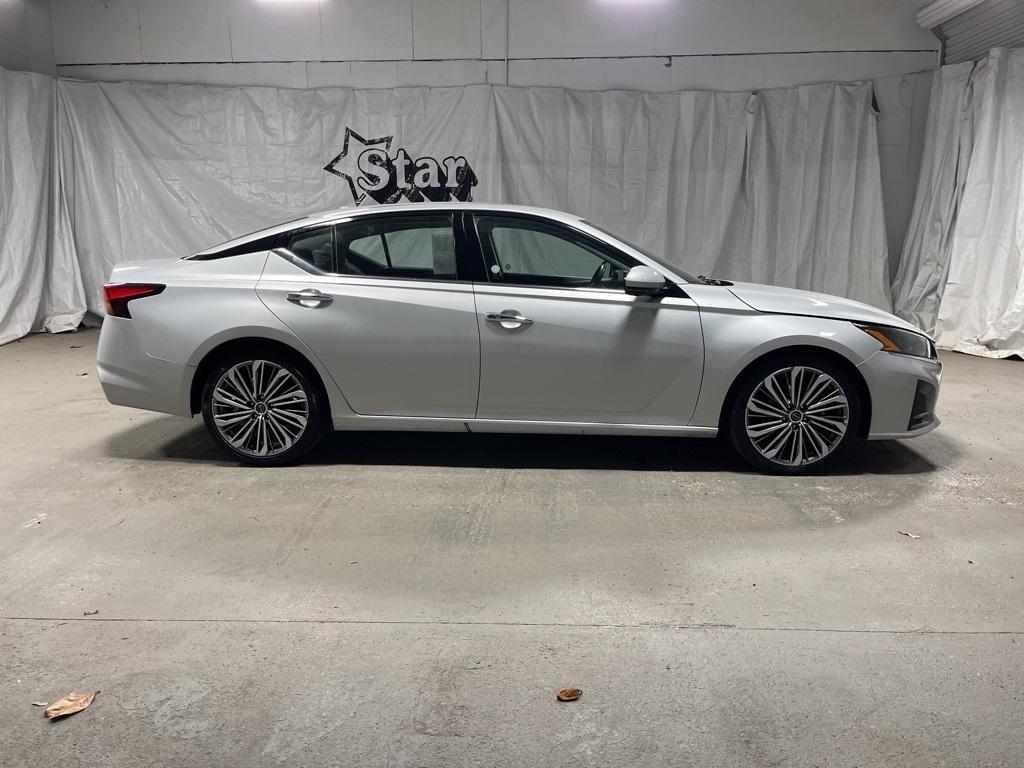 used 2023 Nissan Altima car, priced at $21,788