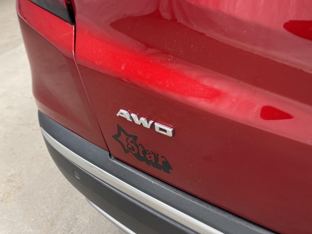 used 2023 Cadillac XT5 car, priced at $28,990