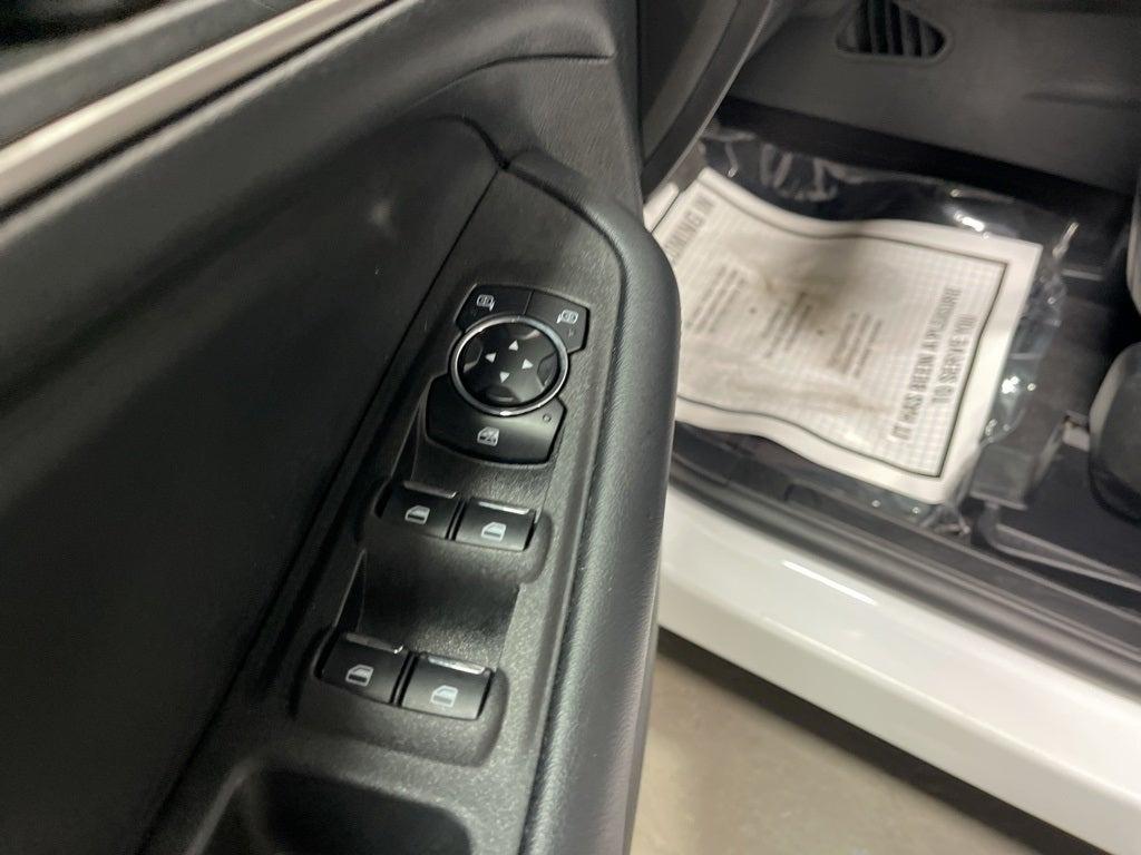 used 2024 Ford Edge car, priced at $22,649