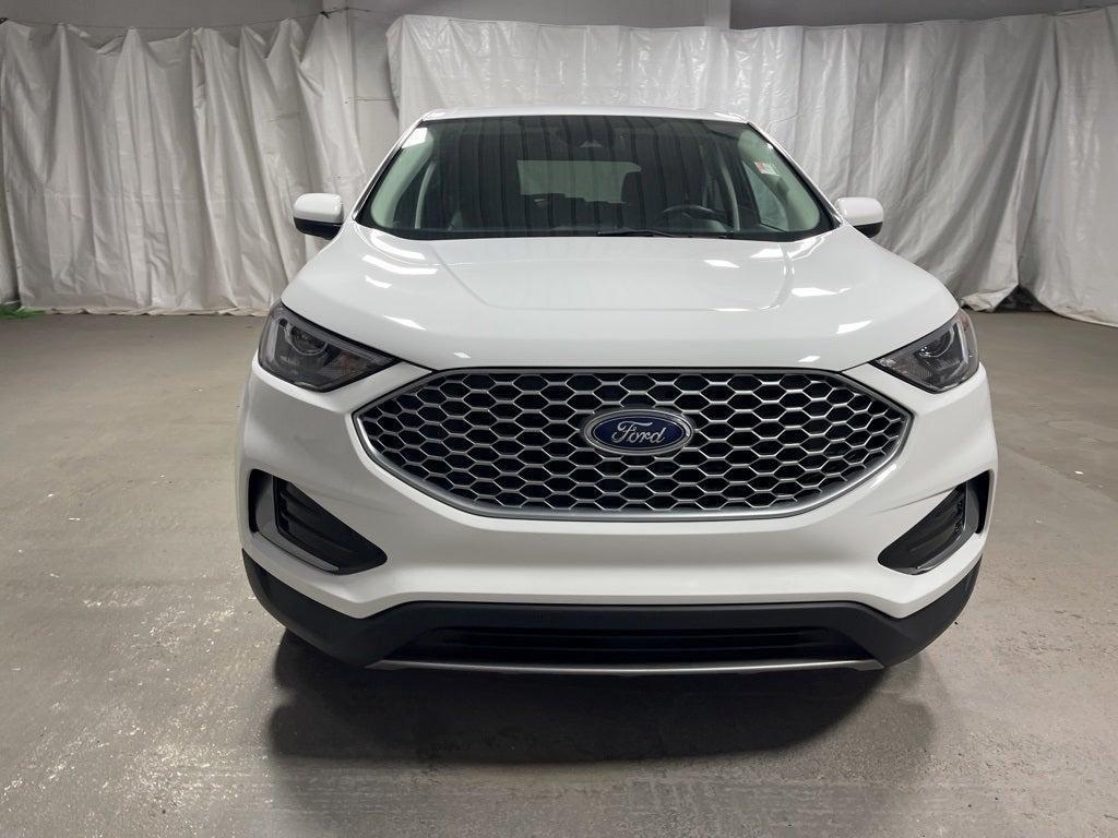 used 2024 Ford Edge car, priced at $22,649