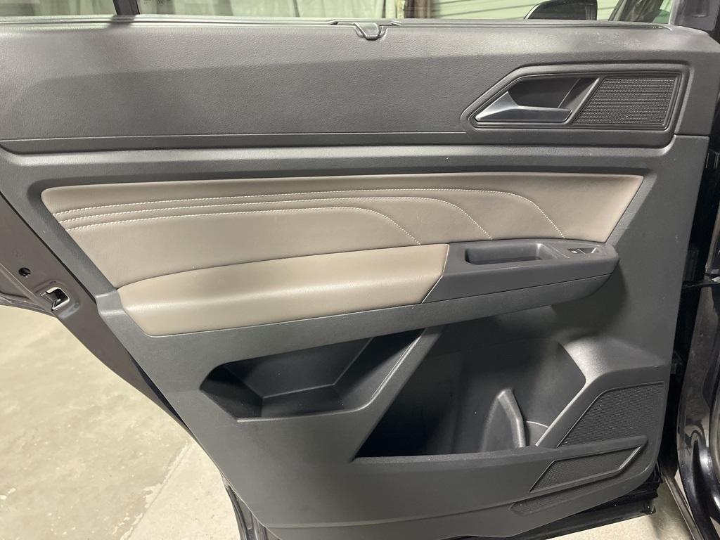 used 2021 Volkswagen Atlas car, priced at $25,998