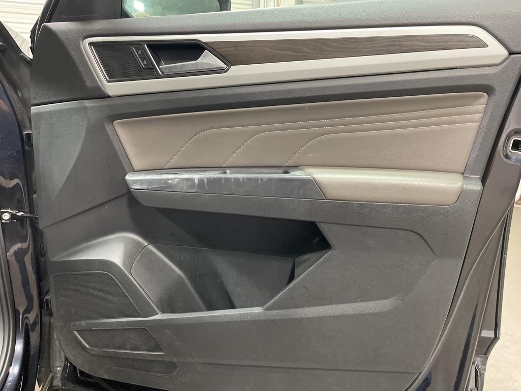 used 2021 Volkswagen Atlas car, priced at $25,998