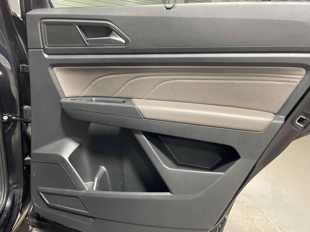 used 2021 Volkswagen Atlas car, priced at $25,998