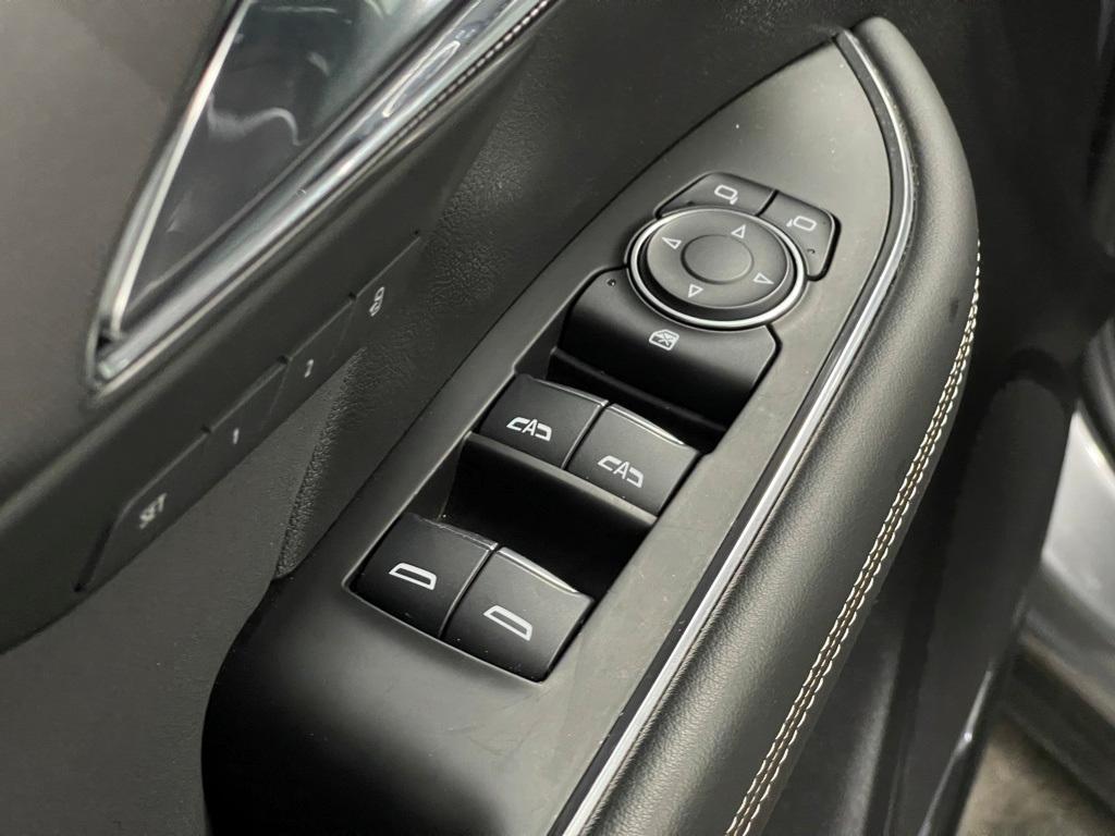 used 2024 Buick Envision car, priced at $28,993