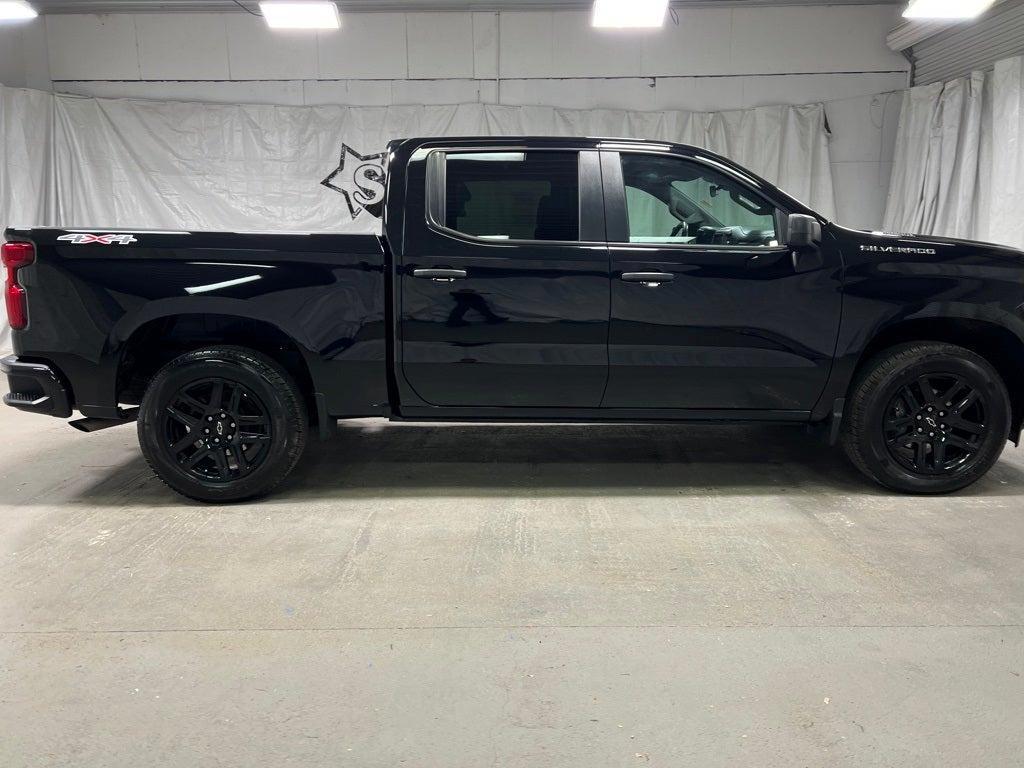 used 2024 Chevrolet Silverado 1500 car, priced at $37,899
