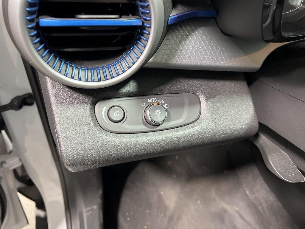 used 2024 Chevrolet Trax car, priced at $20,187